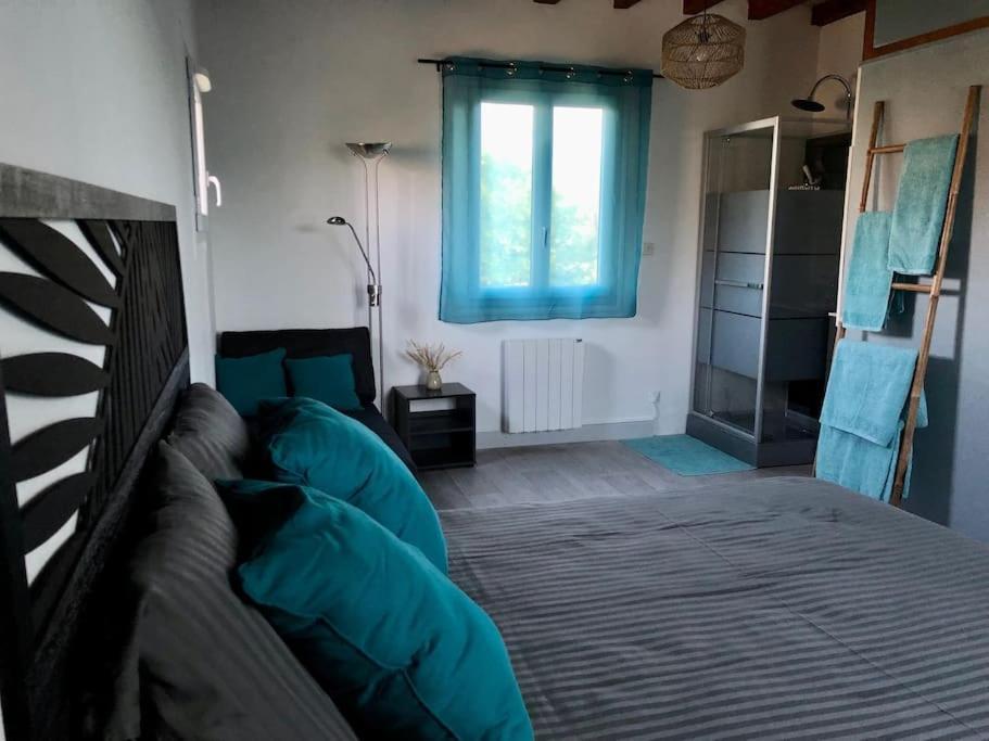 Charmant Gite En Perigord Vert Douchapt Extérieur photo